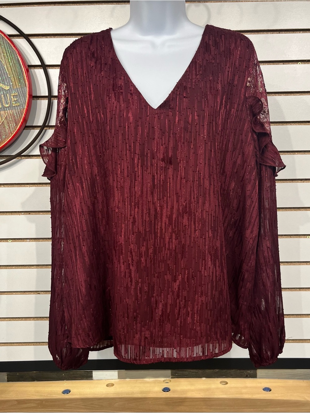Daytrip shimmer blouse size large - Picture 2 of 9